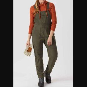 Duluth Trading Co. Flexpedition bib overalls olive medium
